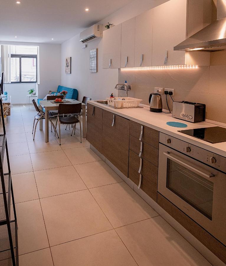 Modern Comfort - 2Br Apartment Center Of St Julians & Paceville Saint Julian's Εξωτερικό φωτογραφία